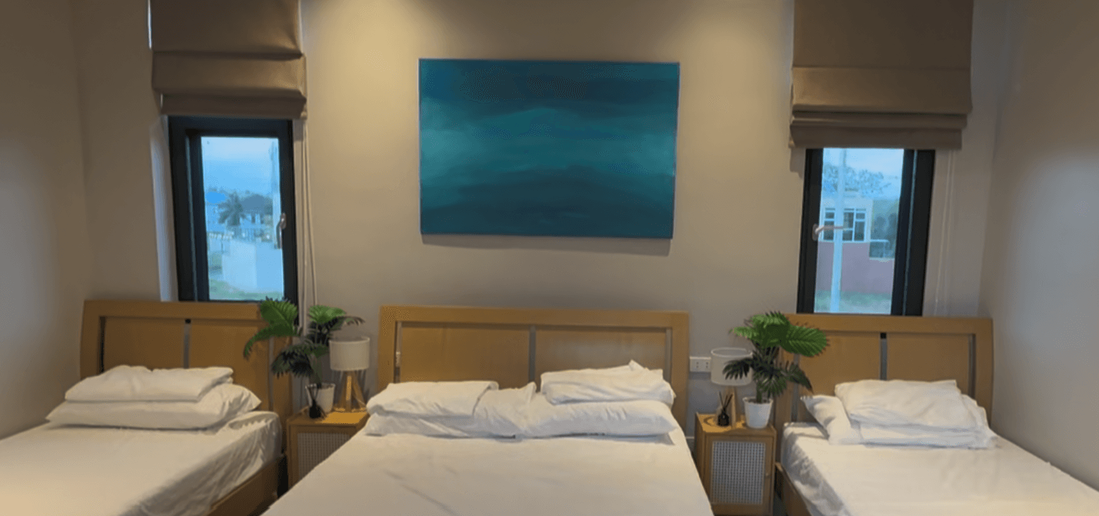 Room entrance preview