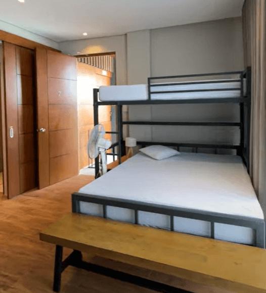 Group room setup with multiple beds